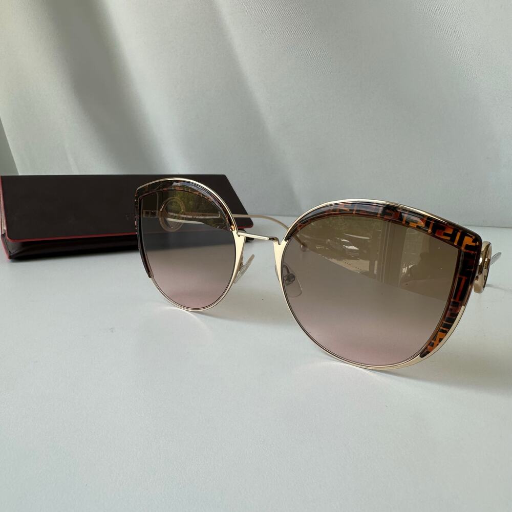 Fendi FF 0290/S Oversized Butterfly Sunglasses Gold Tortoise FF Logo w/ Case